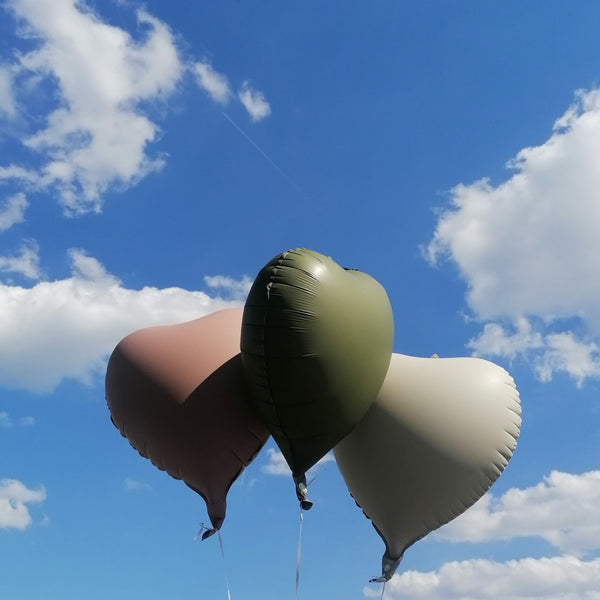 Heliumballon-Geschenk Satin Herzen
