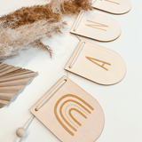 Build your own Holz-Wimpelgirlande Name / Wunschtext