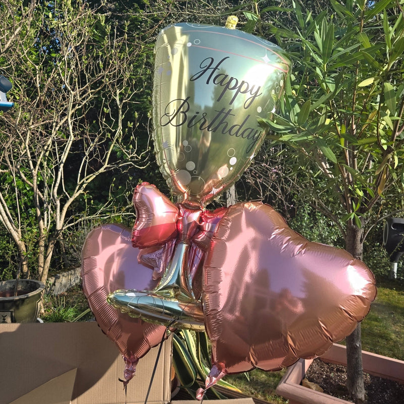 Heliumballon-Geschenk "Happy Birthday" Champagnerglas mit Schleife