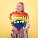 Herzballon "Love is Love"