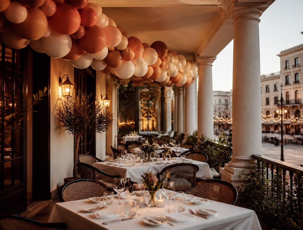 Hotels & Restaurants